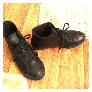 Black Non-slip Sneakers